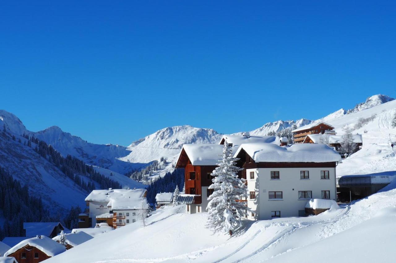 Haus Furka Hotel Damuels Bagian luar foto