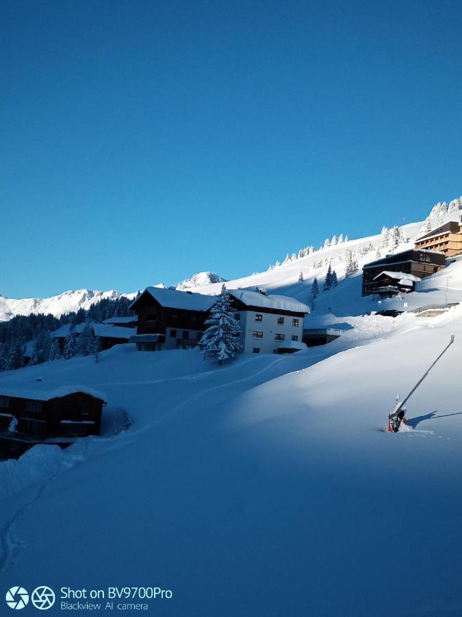 Haus Furka Hotel Damuels Bagian luar foto