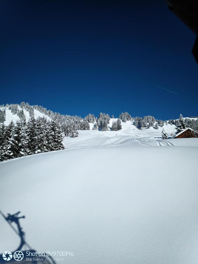 Haus Furka Hotel Damuels Bagian luar foto