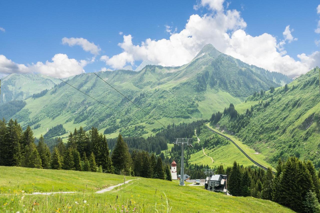 Haus Furka Hotel Damuels Bagian luar foto