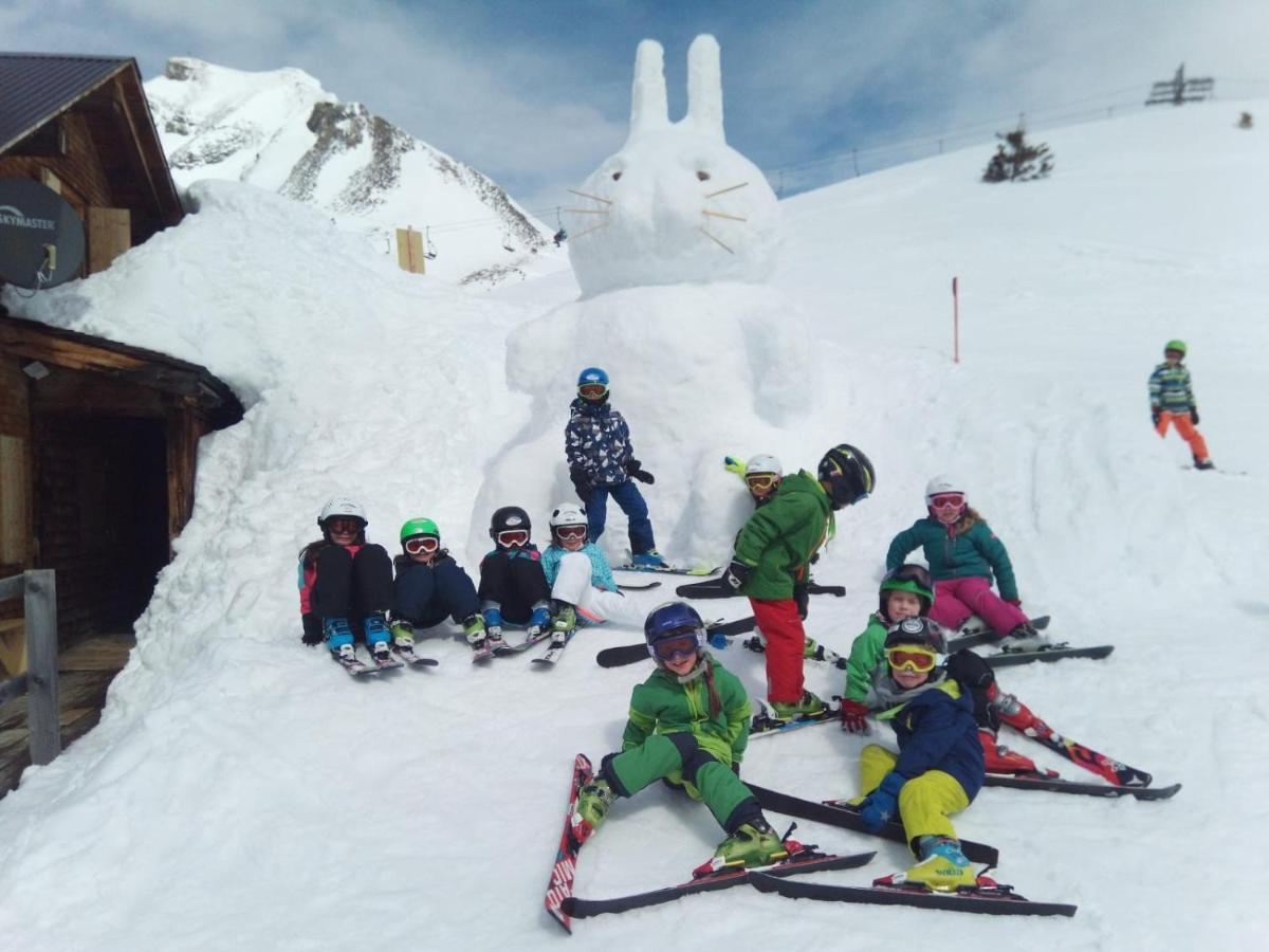 Haus Furka Hotel Damuels Bagian luar foto